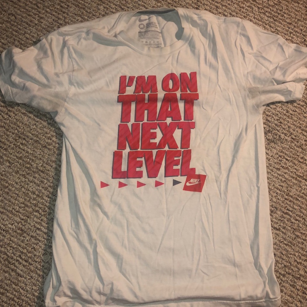 Nike tee
